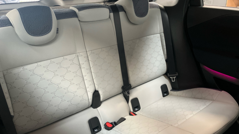 MINI Aceman 135kW E Classic 43kWh 5dr Auto Electric Hatchback